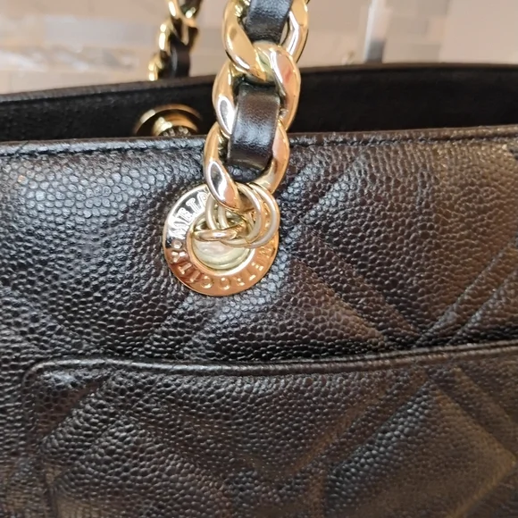 EUC MetroCity Quilted Caviar Leather Tote Bag with GHW - Picture 8 of 17